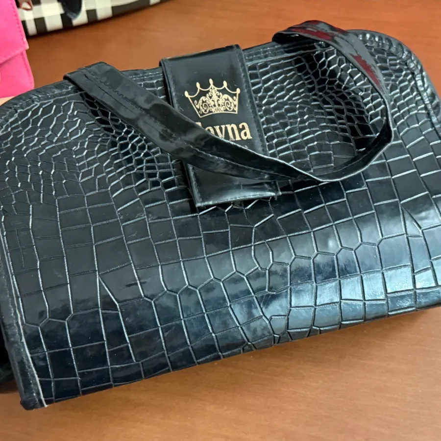 کیف آرایش دوشی