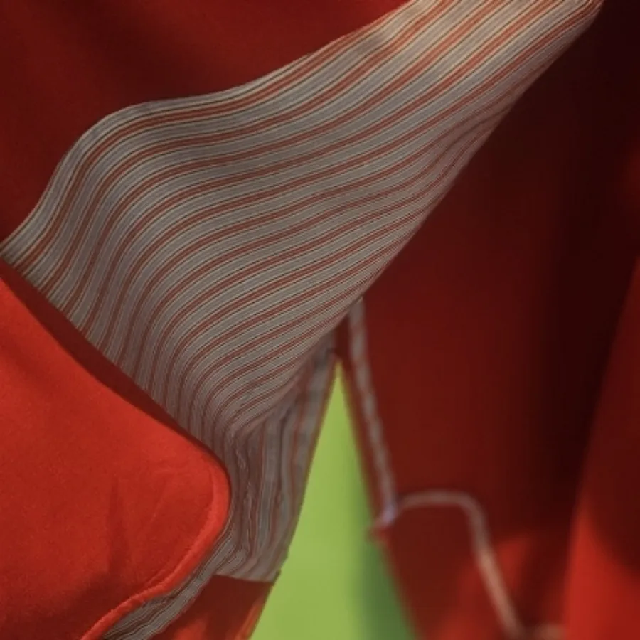 بارونی قرمز زنانه