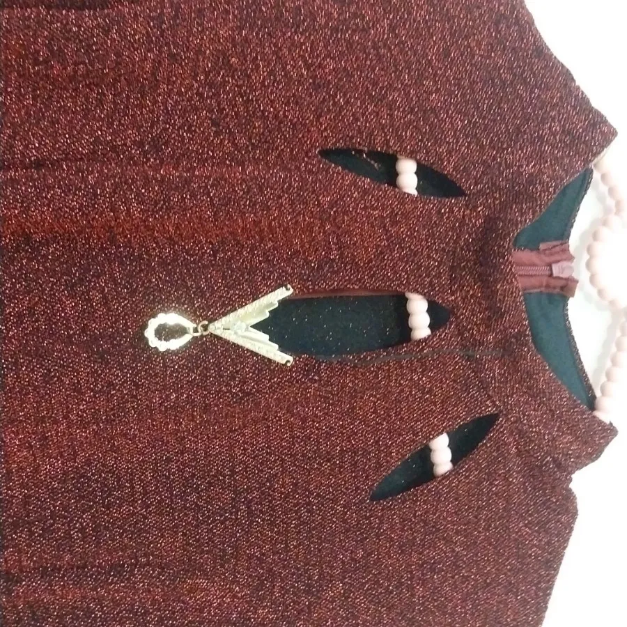 مجلسی بلند جذب میباشد