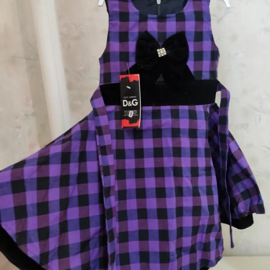 پیراهن دخترانه