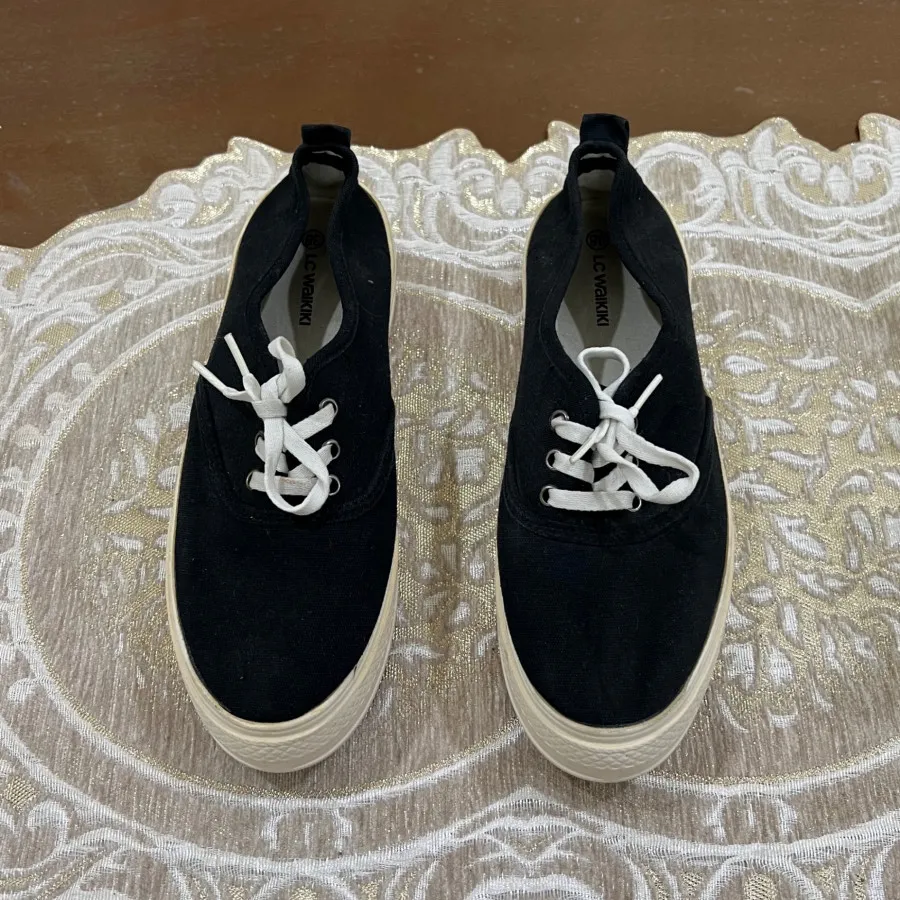 کفش السی واکی