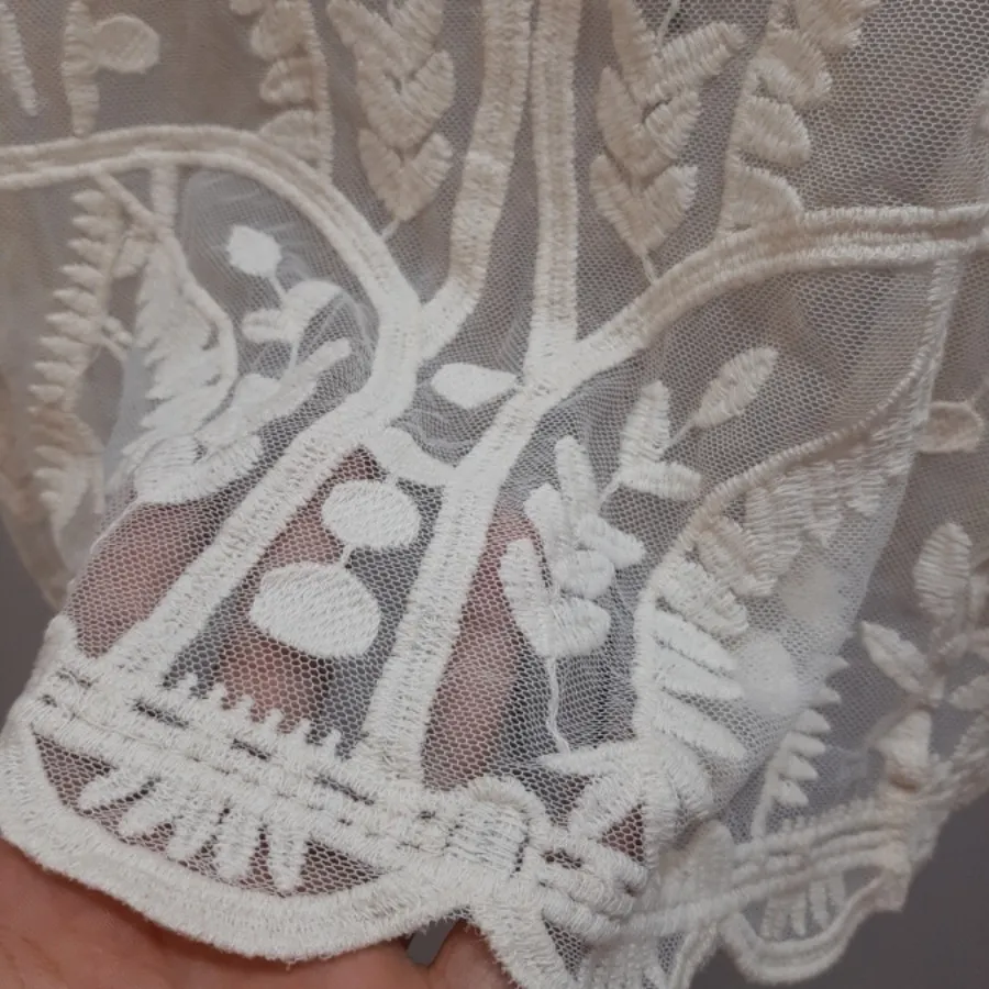 بلوز خامه دوزمهمونی خارجی