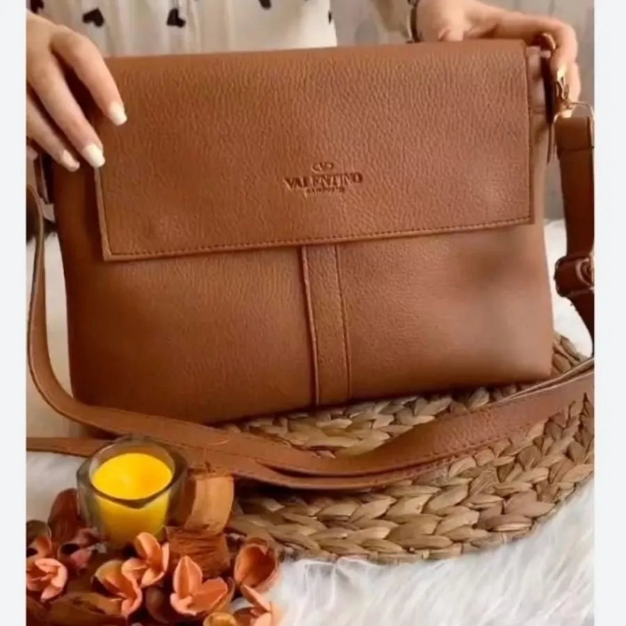 بوت چرم و کیف