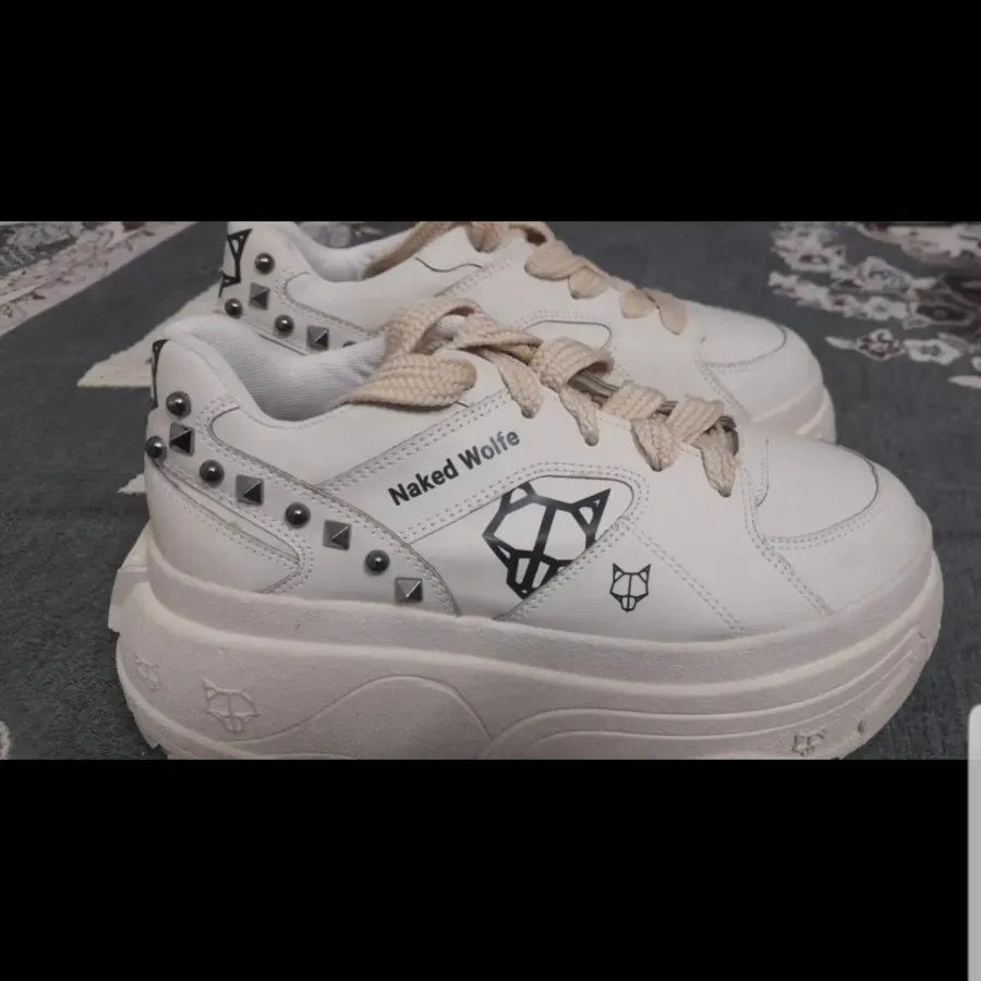 کفش نکد وولف اصل