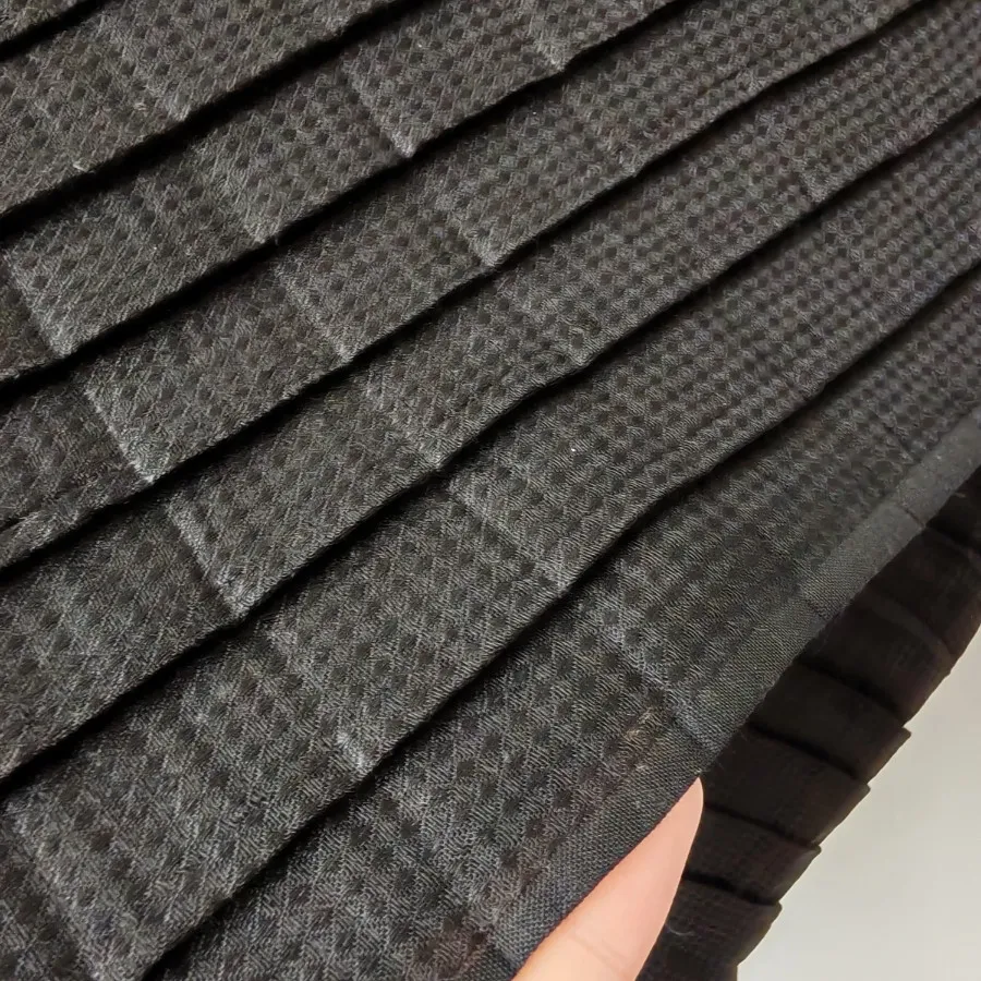 روسری مشکی پلیسه