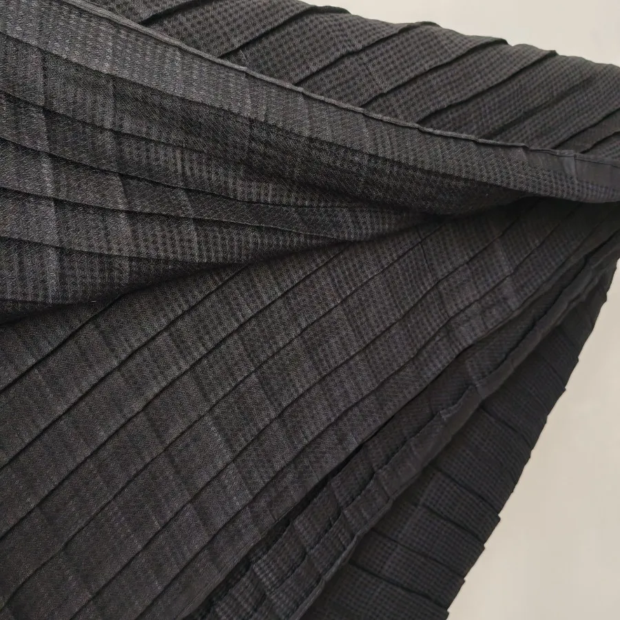 روسری مشکی پلیسه