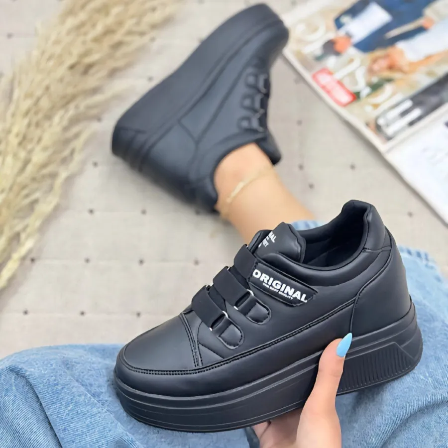 کتونی/ اسنیکرز لژدار