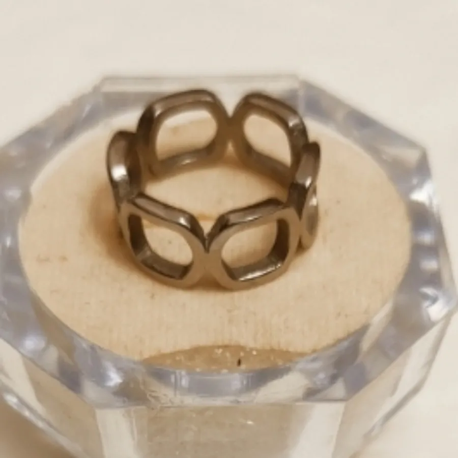 انگشتر استیل رنگ ثابت