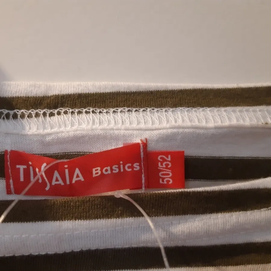 بلوز کاملا نو فرانسوی