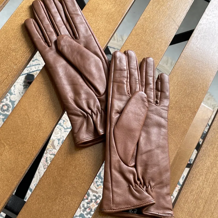 دستکش زنانه