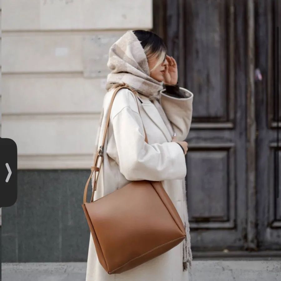 کیف متوسط بزرگ دانشجویی