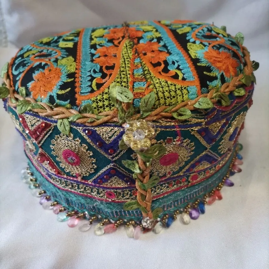 کلاه سنتی سوزن دوزی