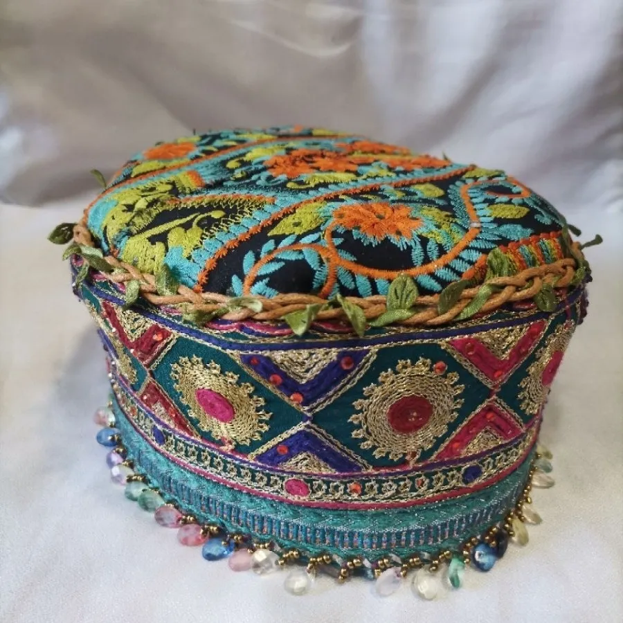 کلاه سنتی سوزن دوزی