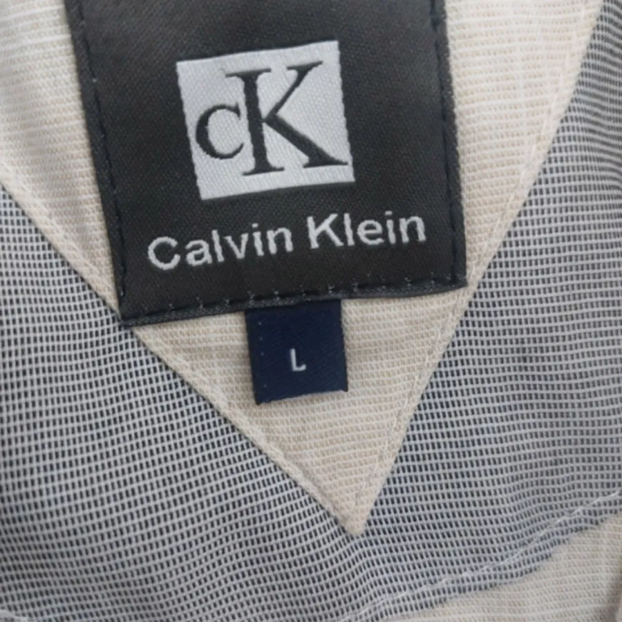 پیراهن مردانه