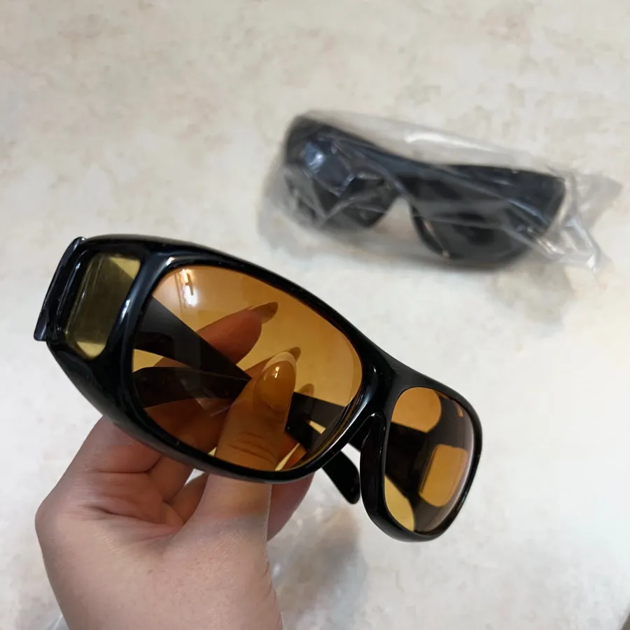 عینک آفتابی