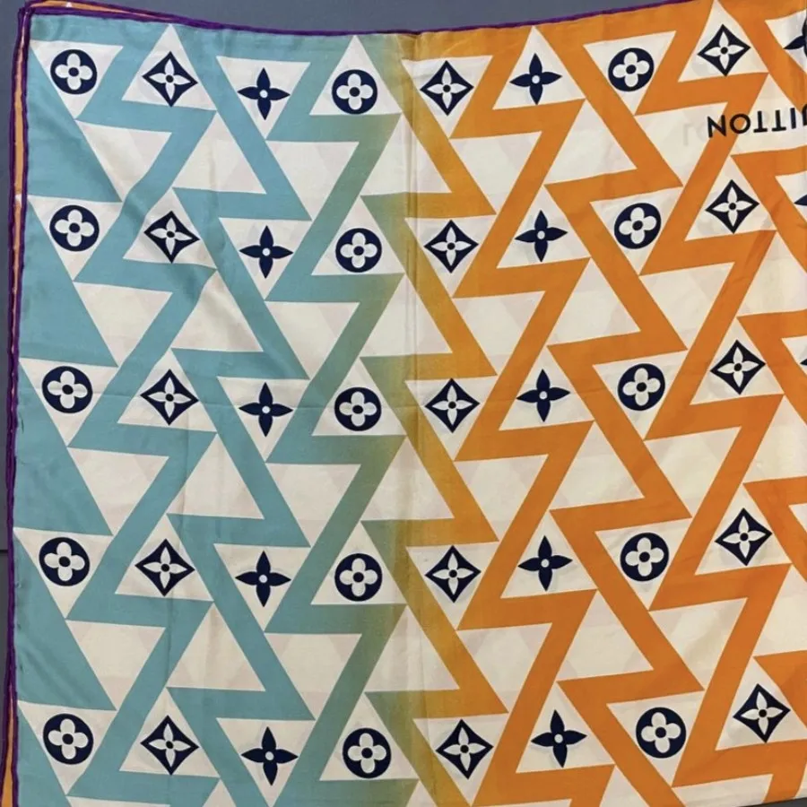 روسری جذاب ابریشم سیلک