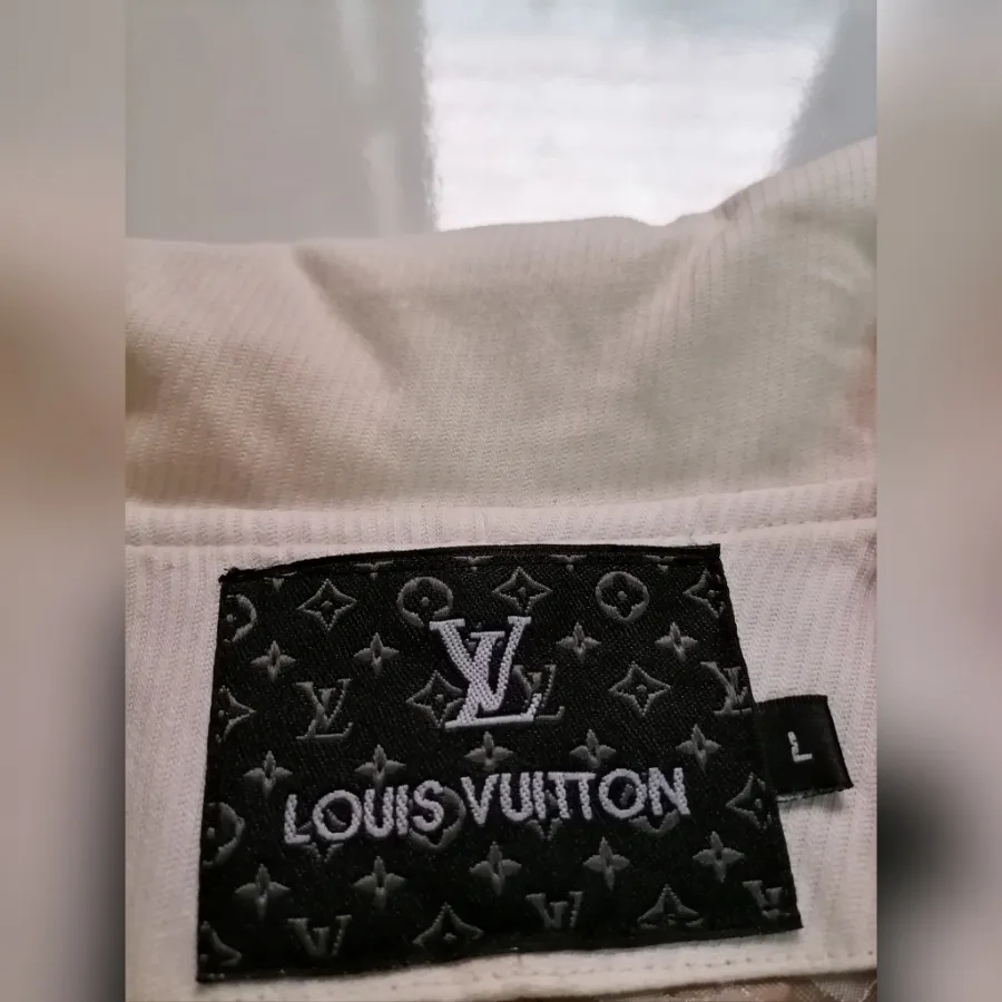 پالتو لوییس ویتون