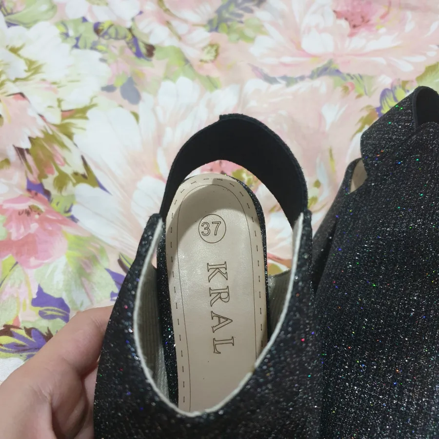 کفش مشکی شاین دار