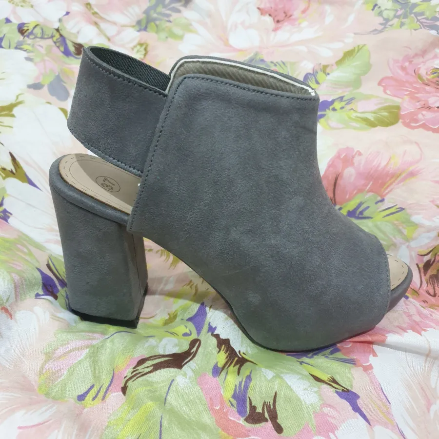 کفش طوسی شیک