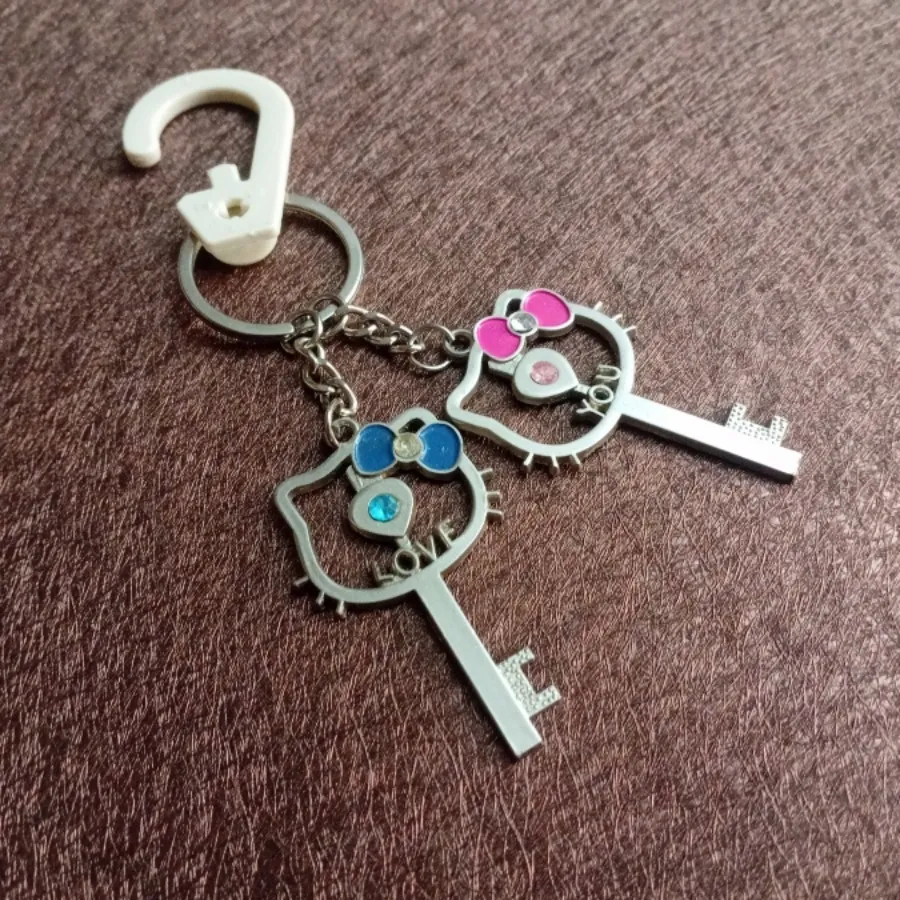 اویز Hello Kitte