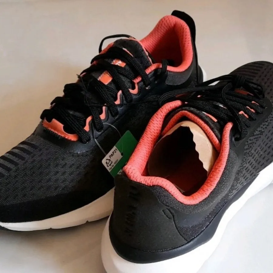 کتونی دکتلون