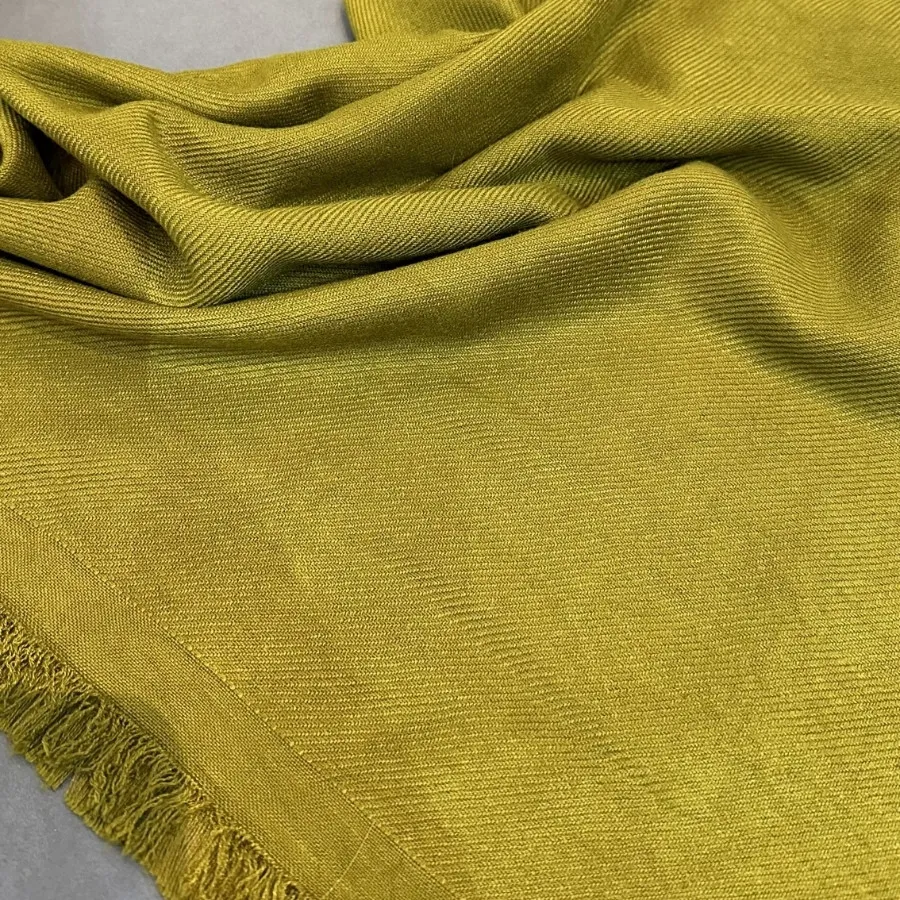 دوتا روسری نخی ضخیم