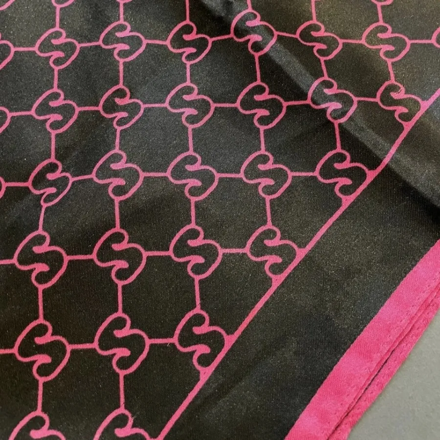 سه تا روسری