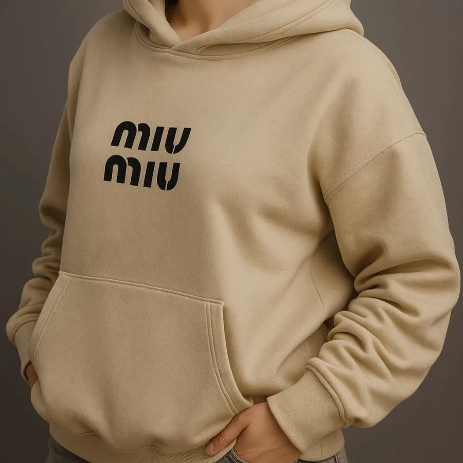 هودی اسپرت miu miu