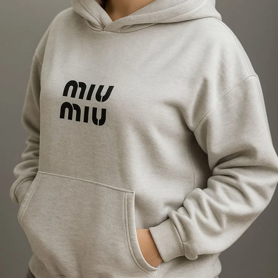 هودی اسپرت miu miu