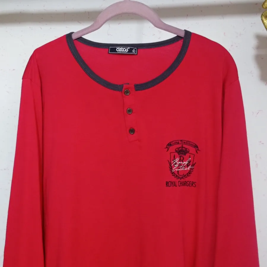 پیراهن قرمز