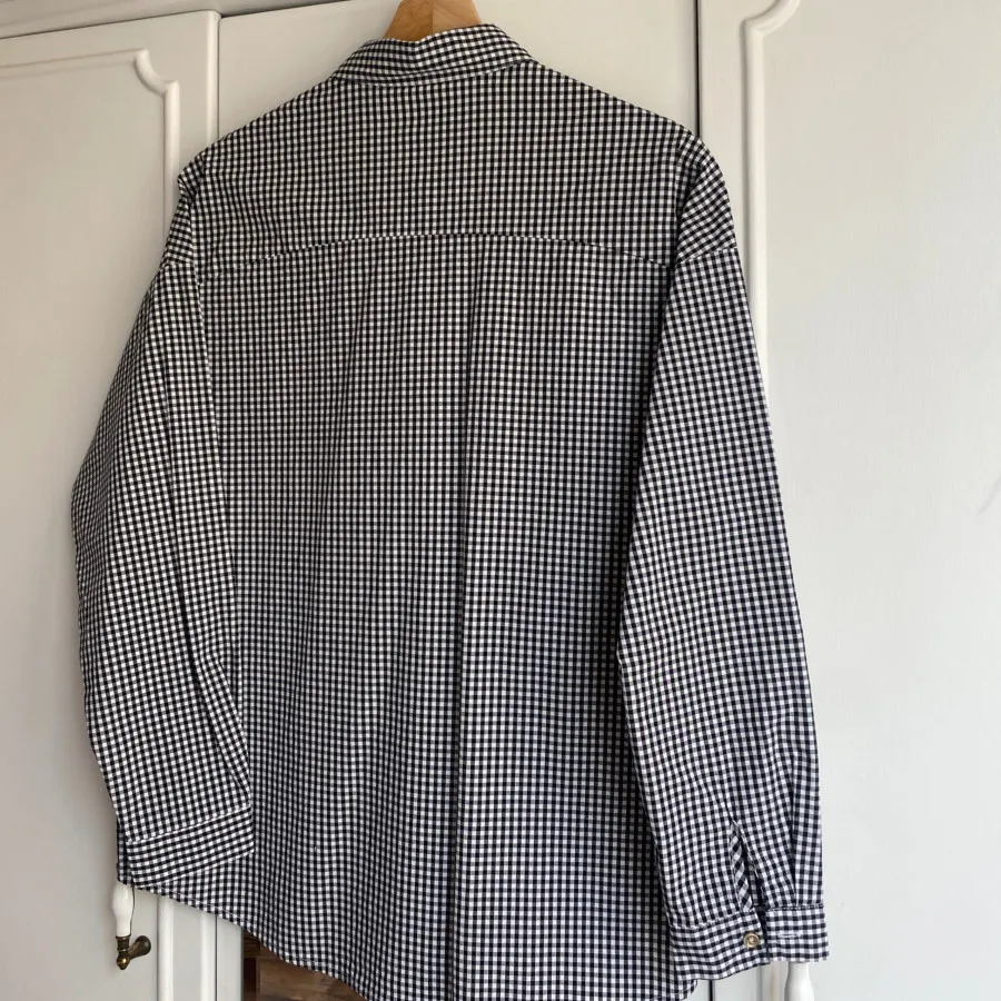 بلوزچهارخونه گلدوزی شده?