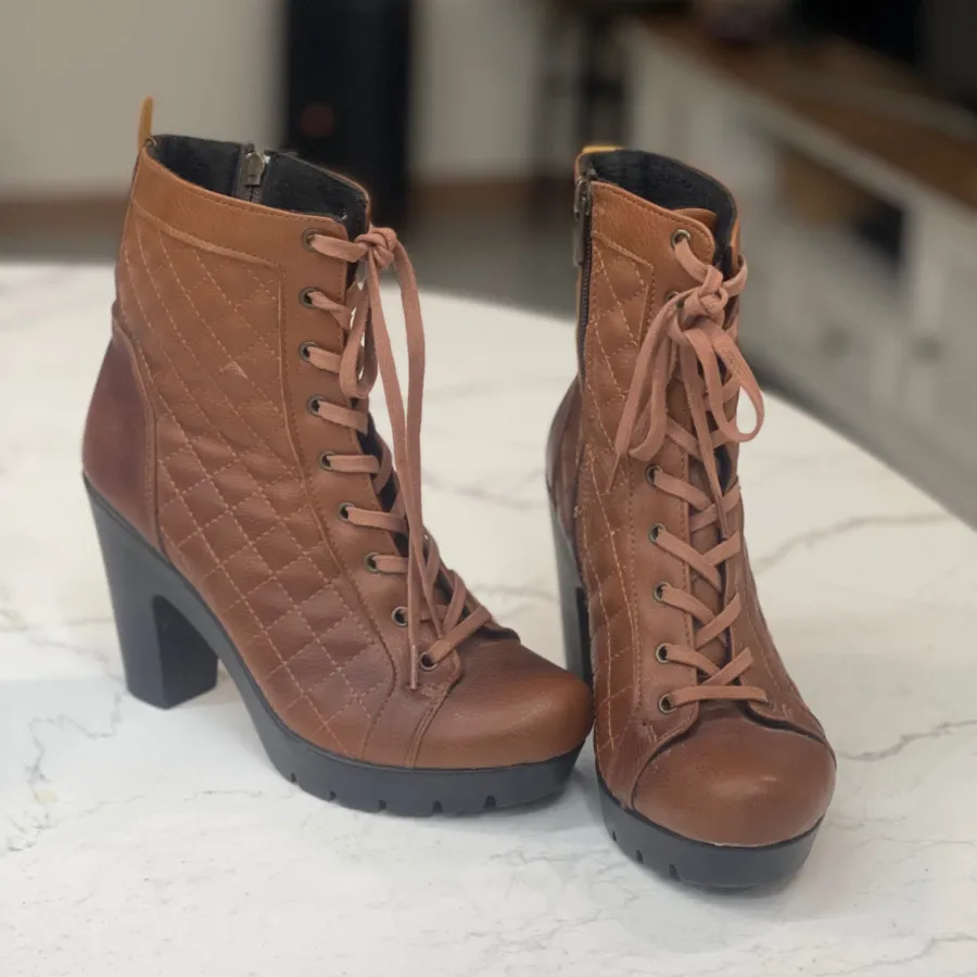 نیم بوت چرم کاملا نو