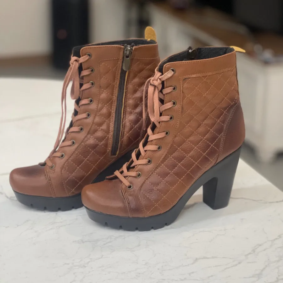 نیم بوت چرم کاملا نو