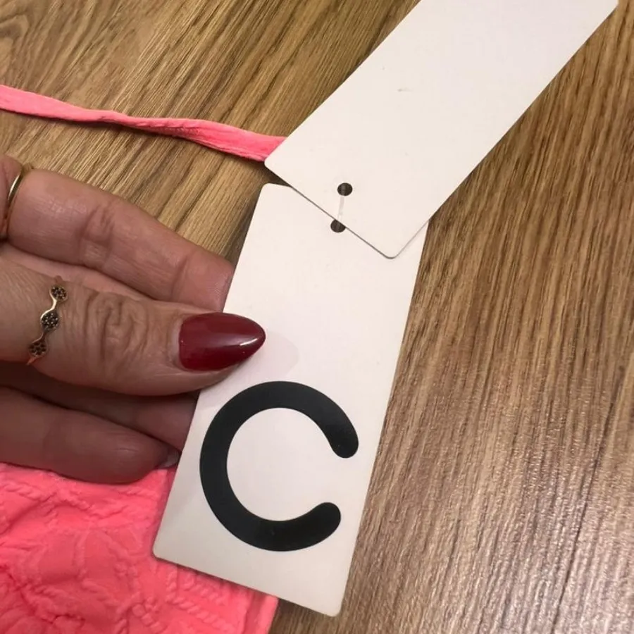 لباس زیر_سوتین