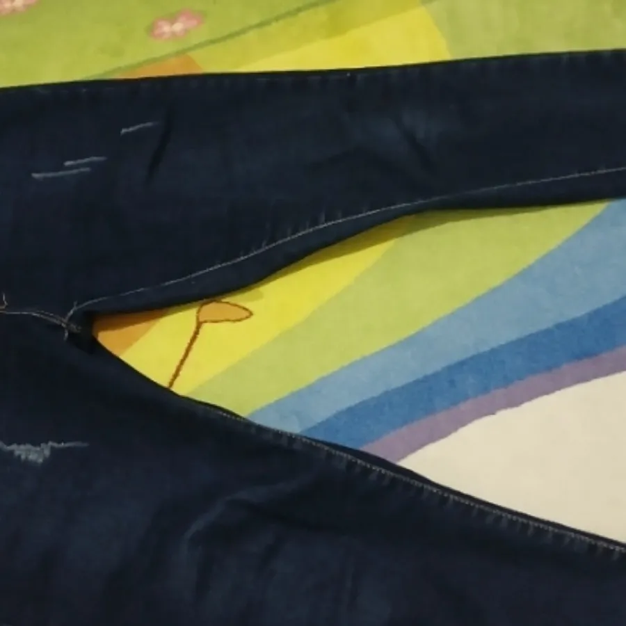 شلوار لی اسکینی