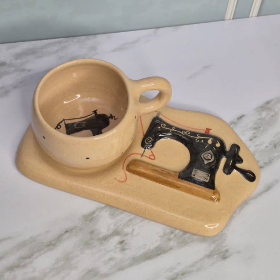 ماگ طرح چرخ خیاطی