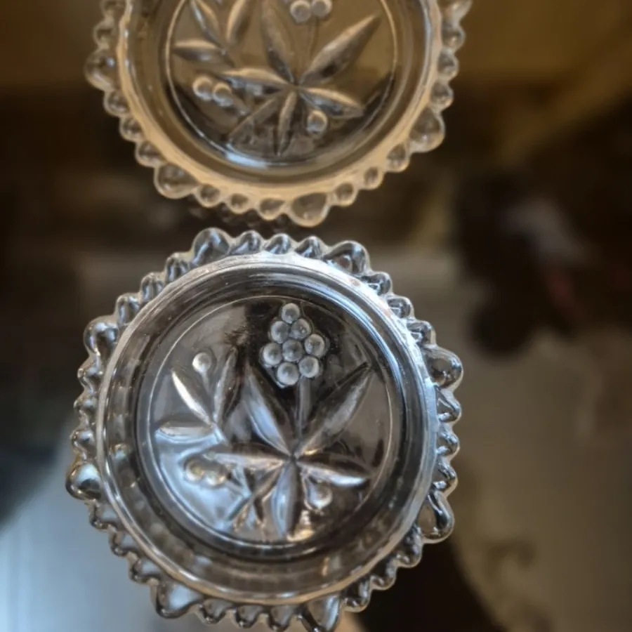 زیر لیوانی یا زیتون خوری