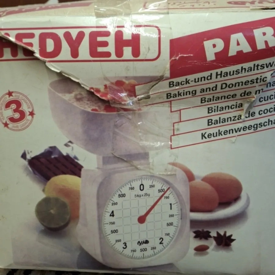 ترازو آشپزخانه نو و سالم