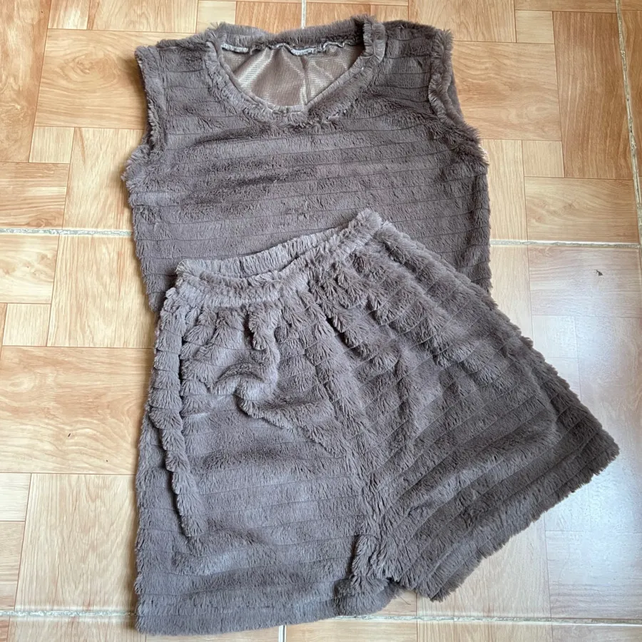 تاپ شورتک پشمالو