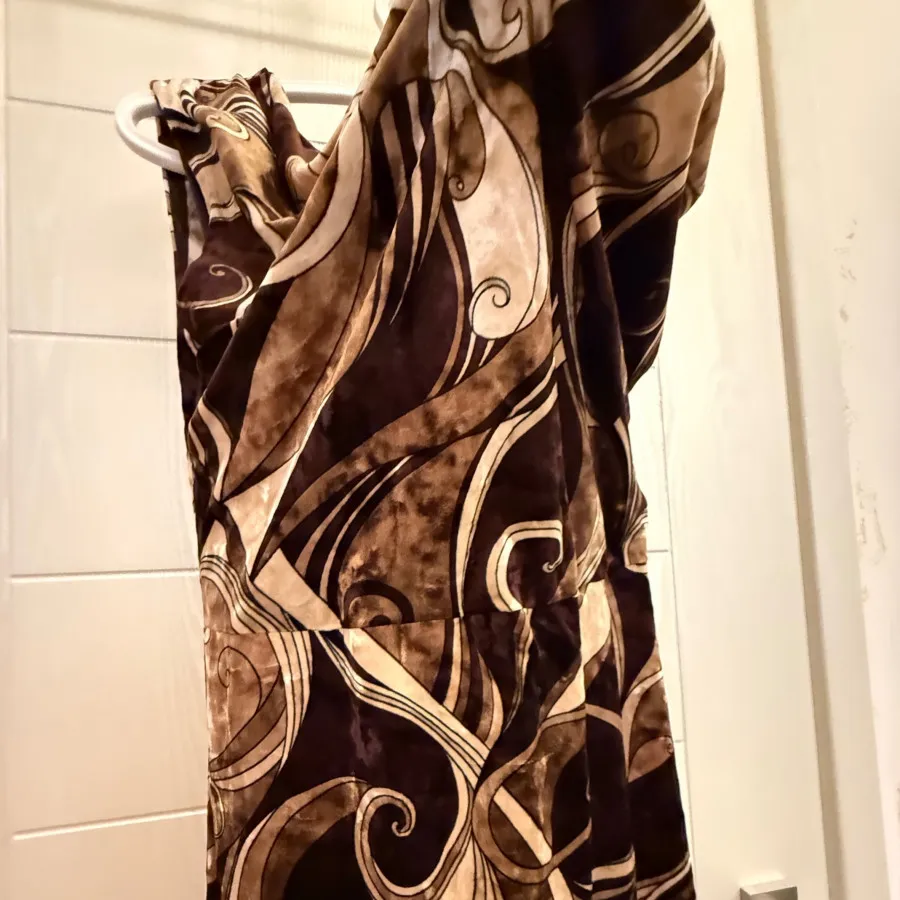 لباس مجلسی مخمل