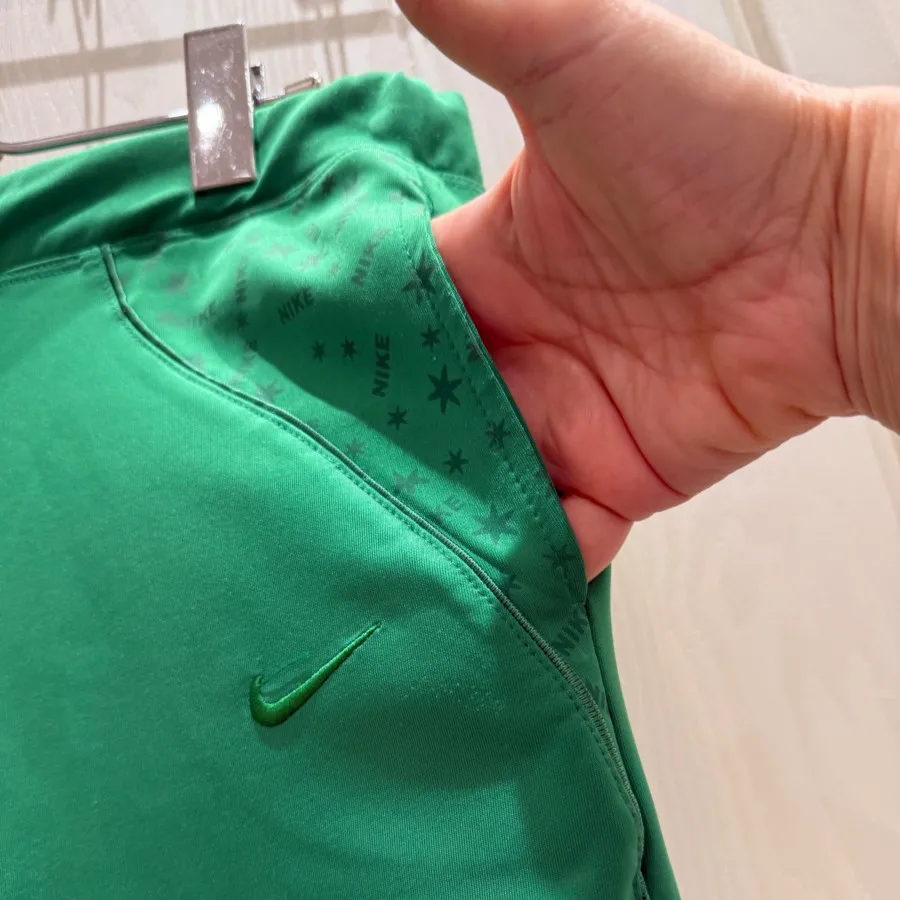 شلوار ورزشی نایک