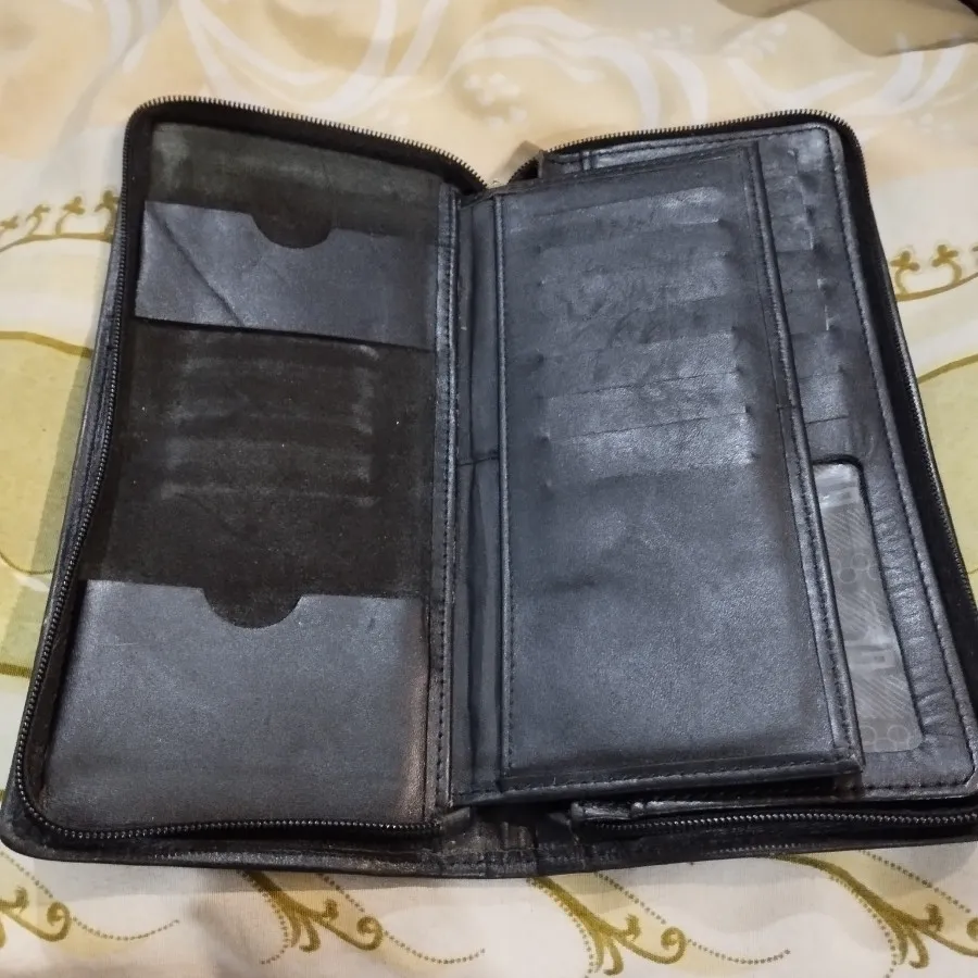 کیف پول جادار