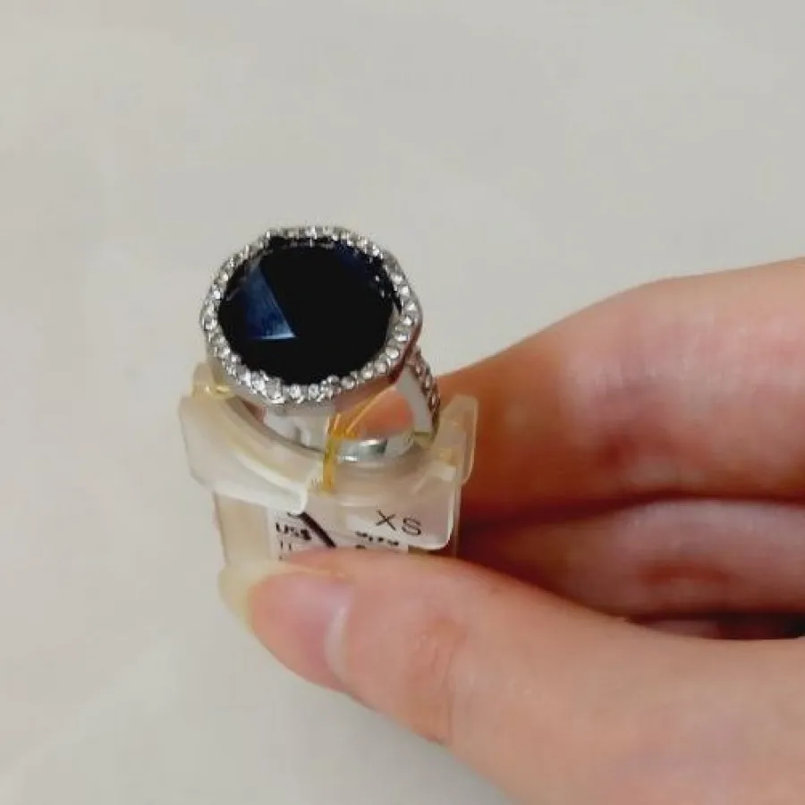 انگشتر جذاب و زیبا