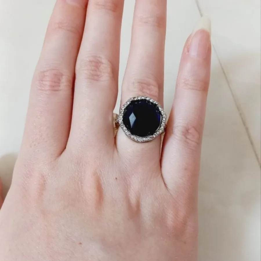 انگشتر جذاب و زیبا