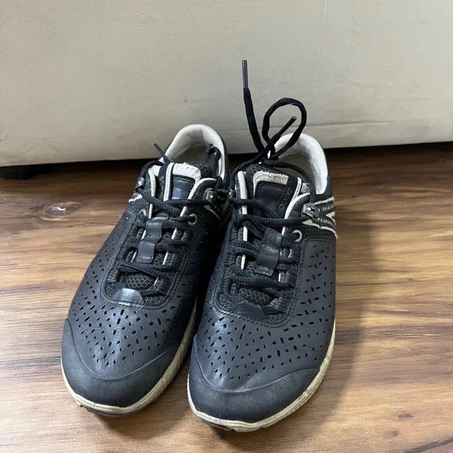 کتونی اکو ecco