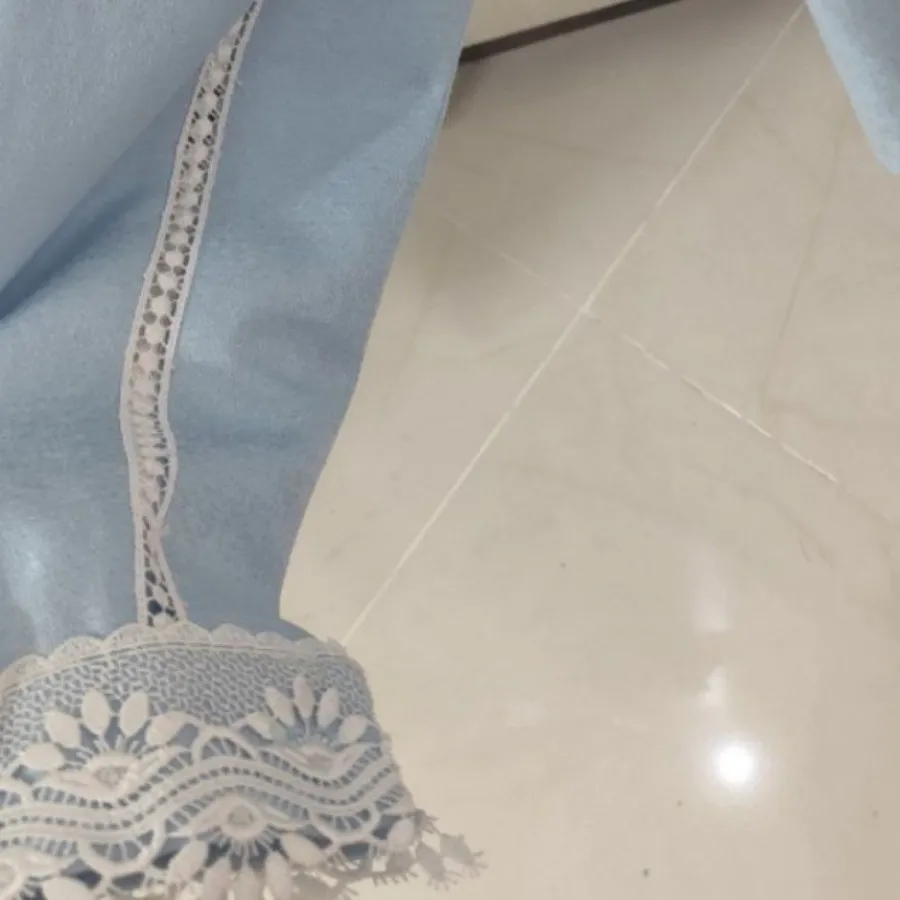 بلوز مجلسی یقه تور