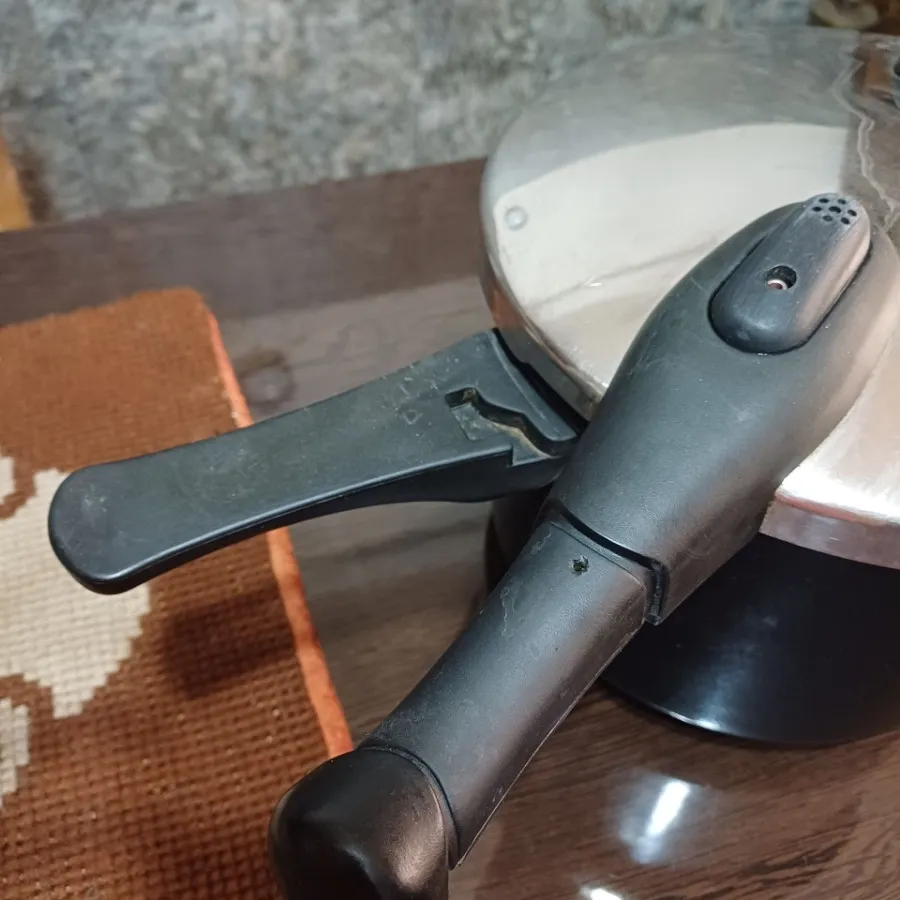 زودپز چدن آلمانی