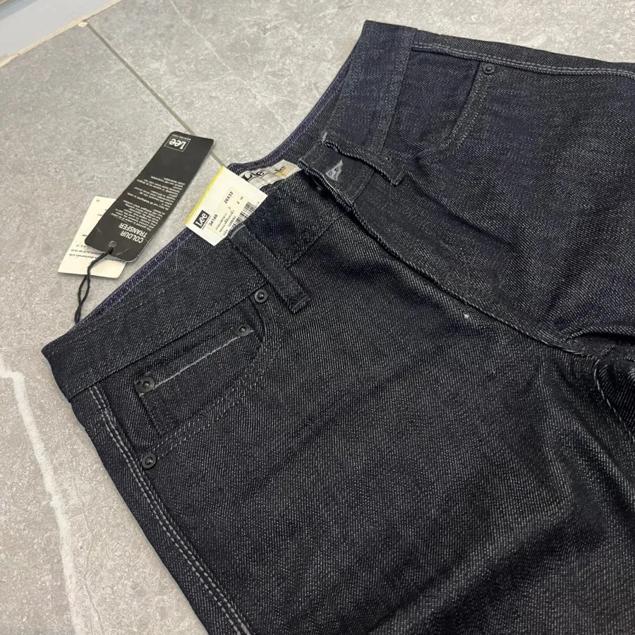 شلوار فاق کوتاه