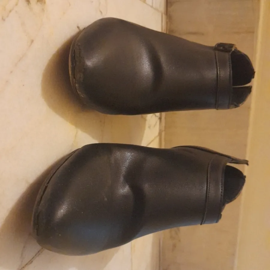نیم بوت مشکی زنانه