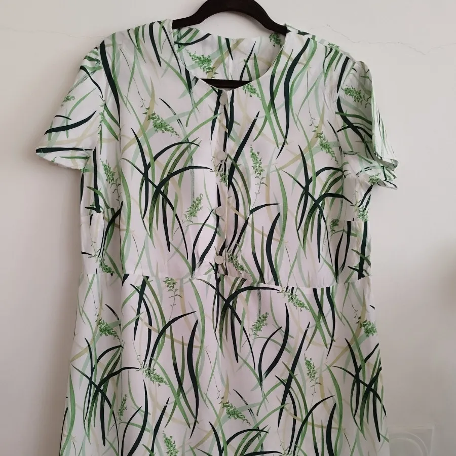 پیراهن زنانه